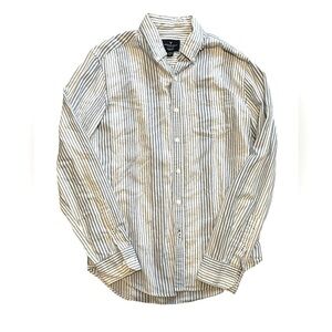American Eagle Men’s Seriously Soft PinStripe Button Down Size S